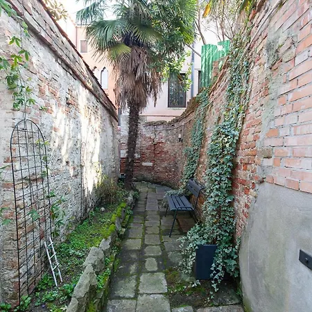 Casa Lorenzo_venisejetaime Venice